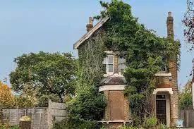 Uninhabitable Property SDLT