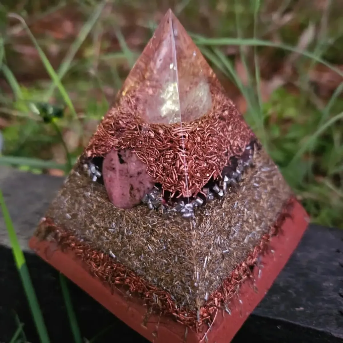 orgonite, orgonites, orgonite pyramid, emf protection