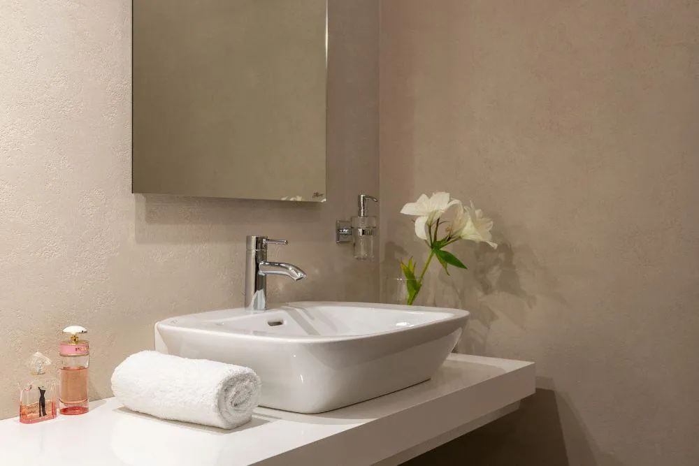 Quick Bathroom Updates to Impress Your Thanksgiving Guests