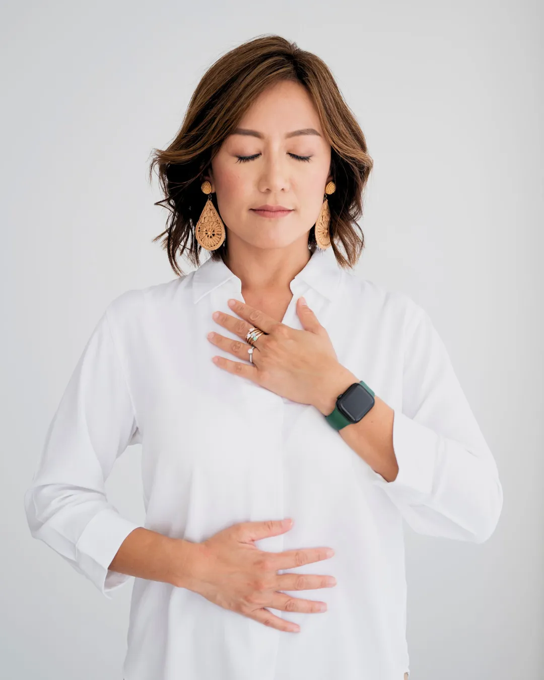 The Middle Way for Burned-Out Therapists: Beyond Extremes