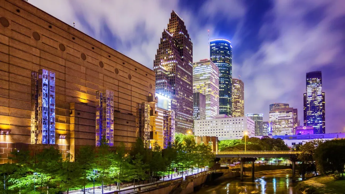 See why ALTA/NSPS land surveys remain the gold standard for commercial real estate professionals in 2025