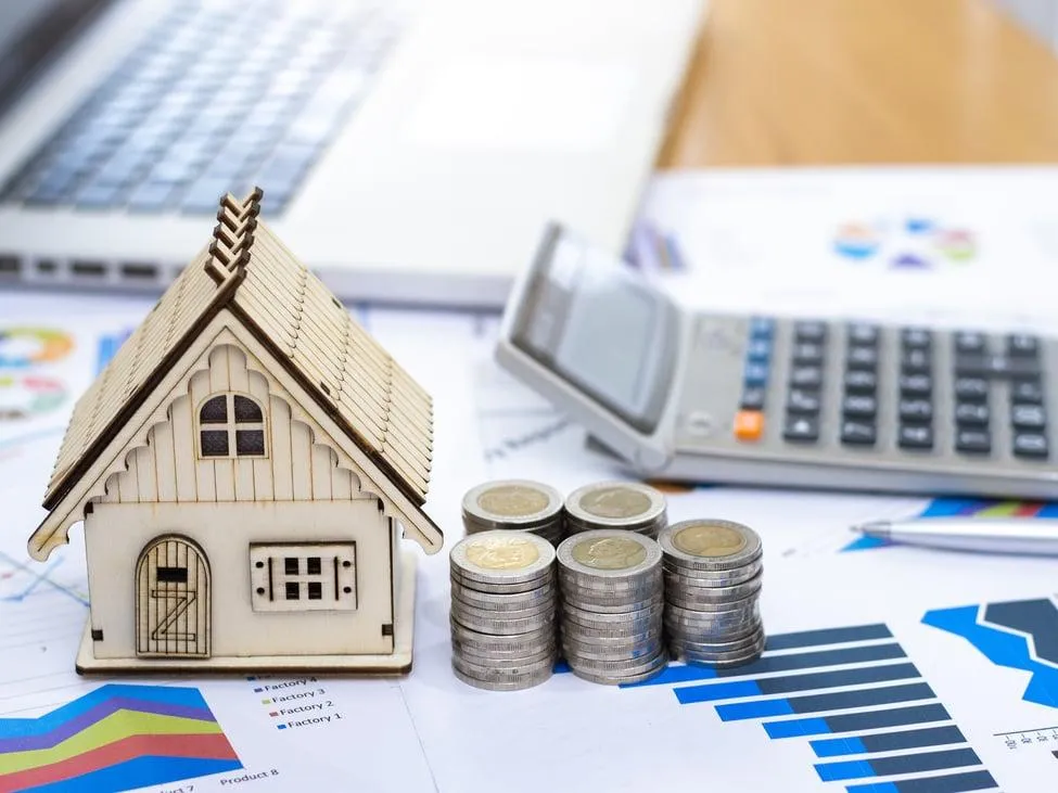 The Ultimate Guide to House Flipping
