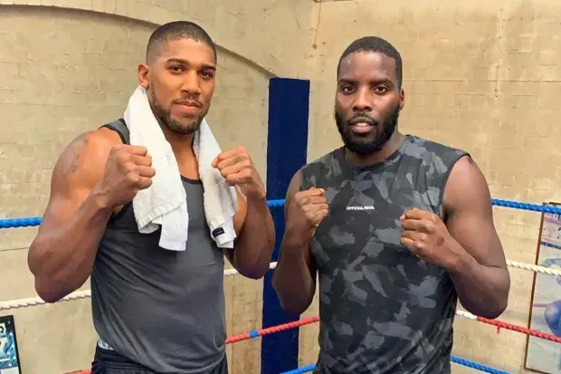 Anthony-Joshua-Lawrence-Okolie-boxing-together