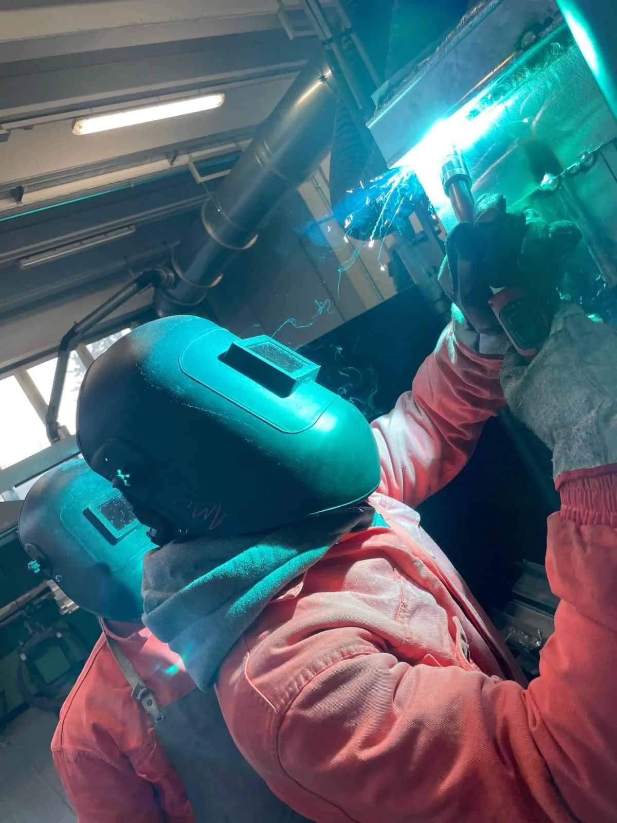 Come Diventare Saldatore MIG su Alluminio: Opportunità di Lavoro nel Ferroviario