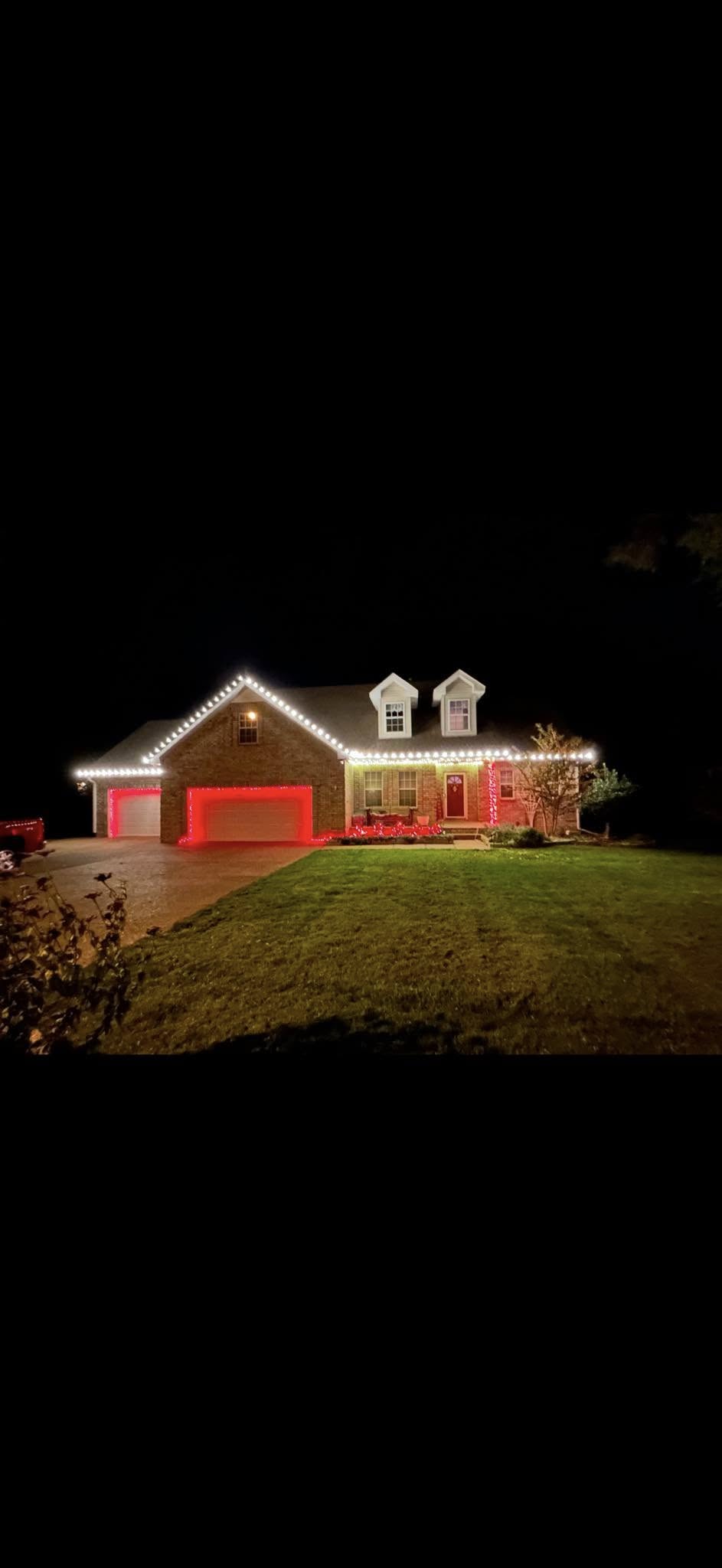 Hassle-Free Christmas Lights Spring Hill, TN | Brewer