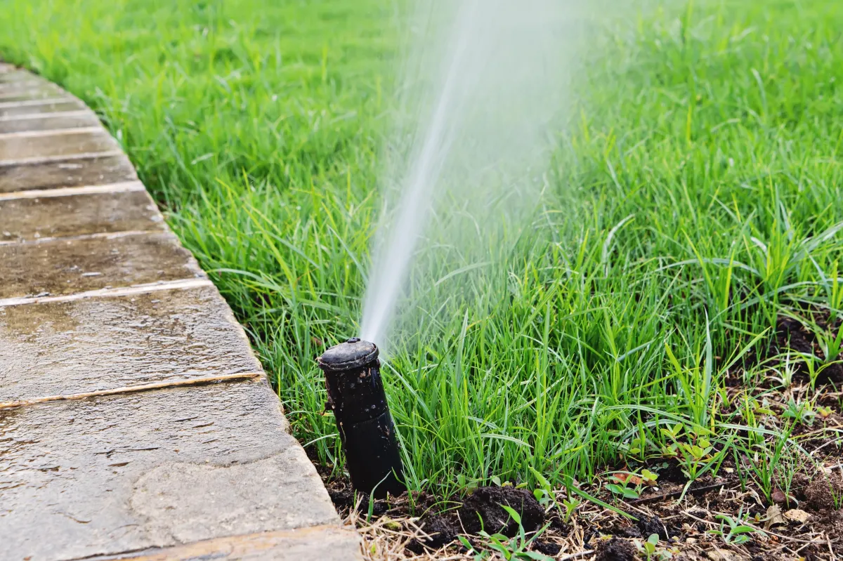 repair sprinkler Fresno CA, save money in bills, Fresno CA Gardening,