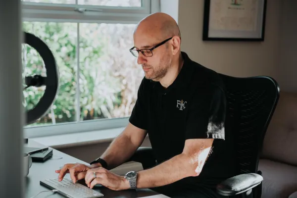 The Rise of The Entrepreneurial Agent: Why More Professionals Are Going Independent