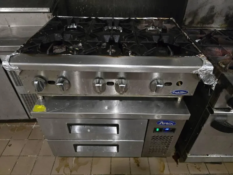 Luxury restaurant total business liquidation auction