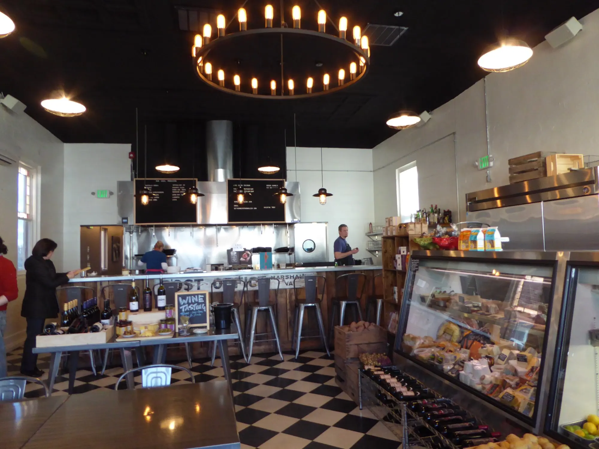 Taste of Germany in the Heart of DuPage County: Discover Olde Salem Café Near Addison