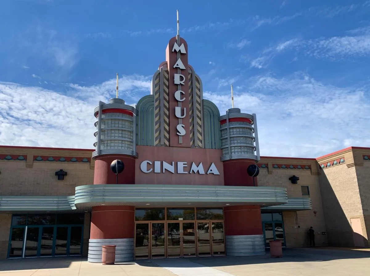 🎬 Sunset Vibes & Blockbuster Nights: Chill Nights at Marcus Addison! 🌙