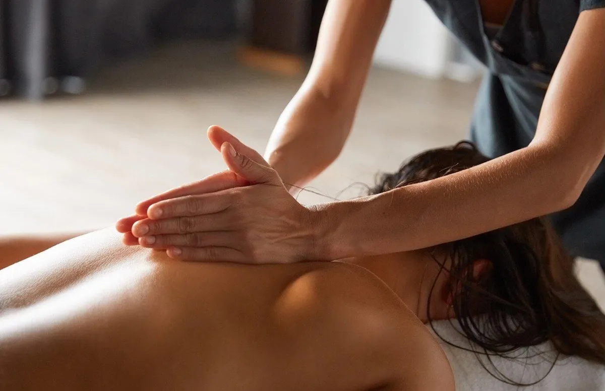 You have many spas to choose from to experience the much needed massage.
