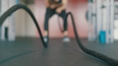 Unlocking Weight Loss: Decoding the Battle Between Strength Training and Cardio