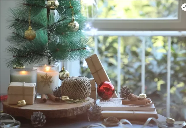 Bring Some Cheer Into Your Home With These Festive Holiday Decorating Tips!