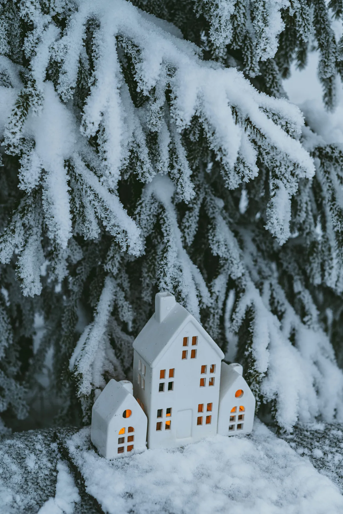 Winterizing Your Home: A Cozy Guide to Embrace the Chill