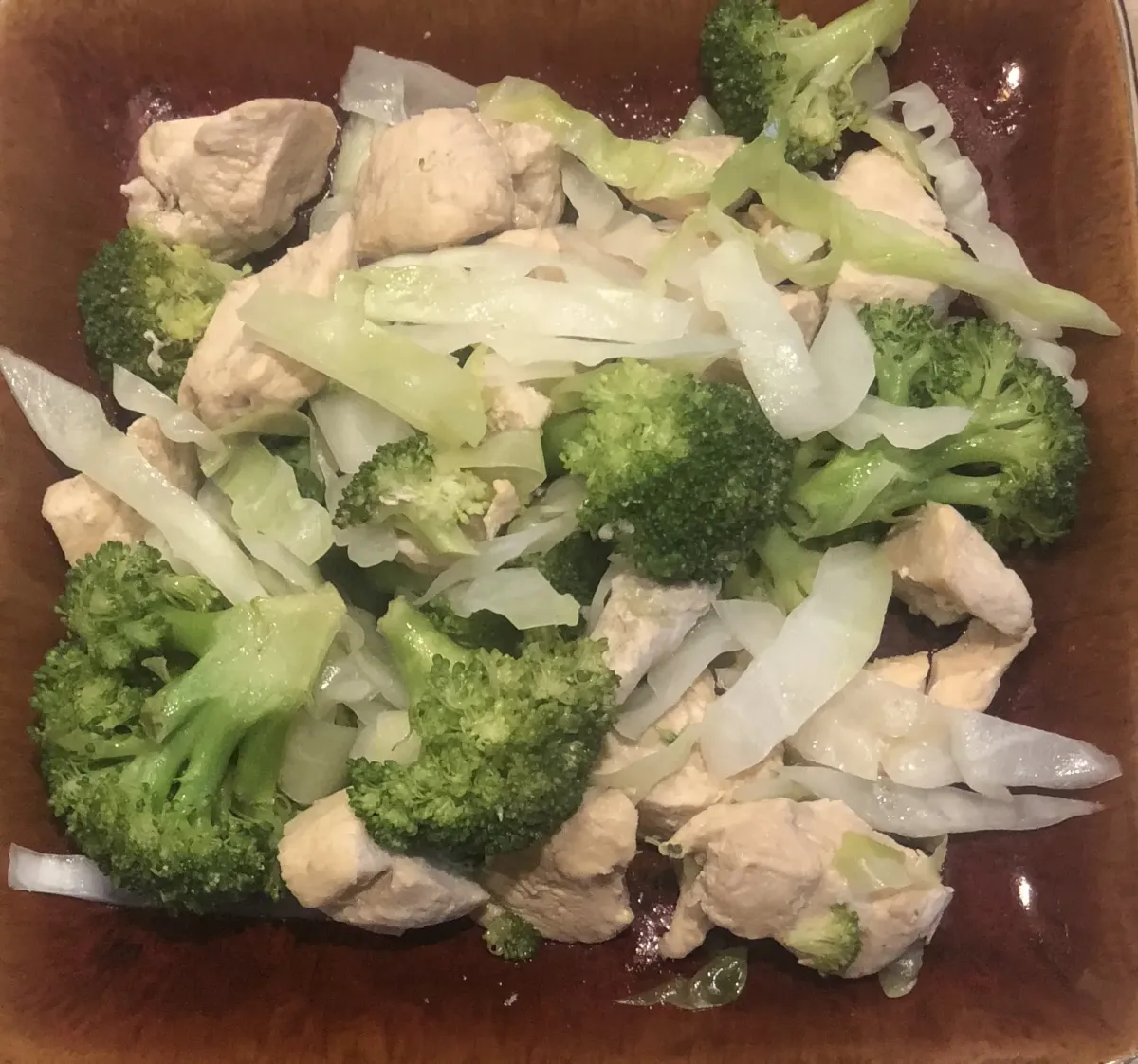 Quick and Easy Low Carb Chicken Stir Fry!