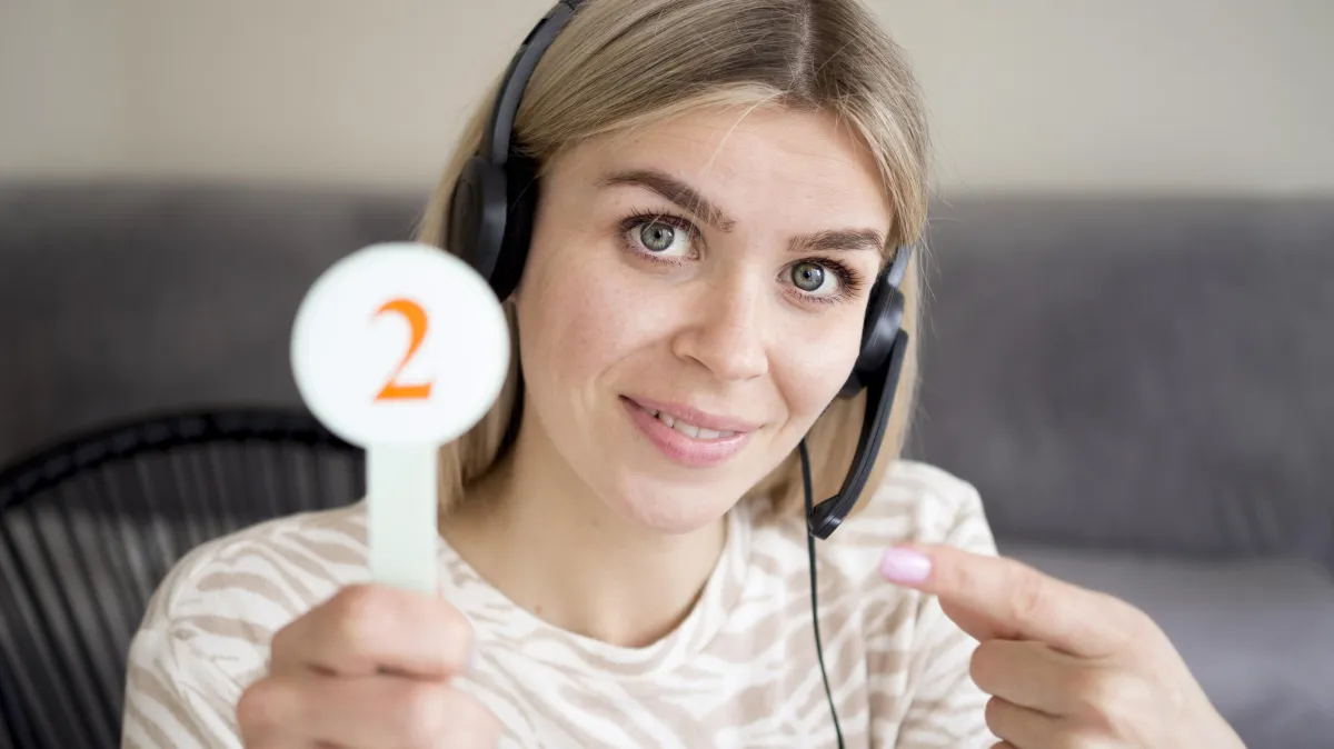 Woman on a pay per call campaign