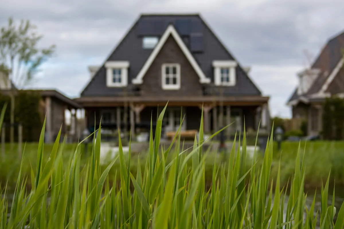 Local sustainable builders