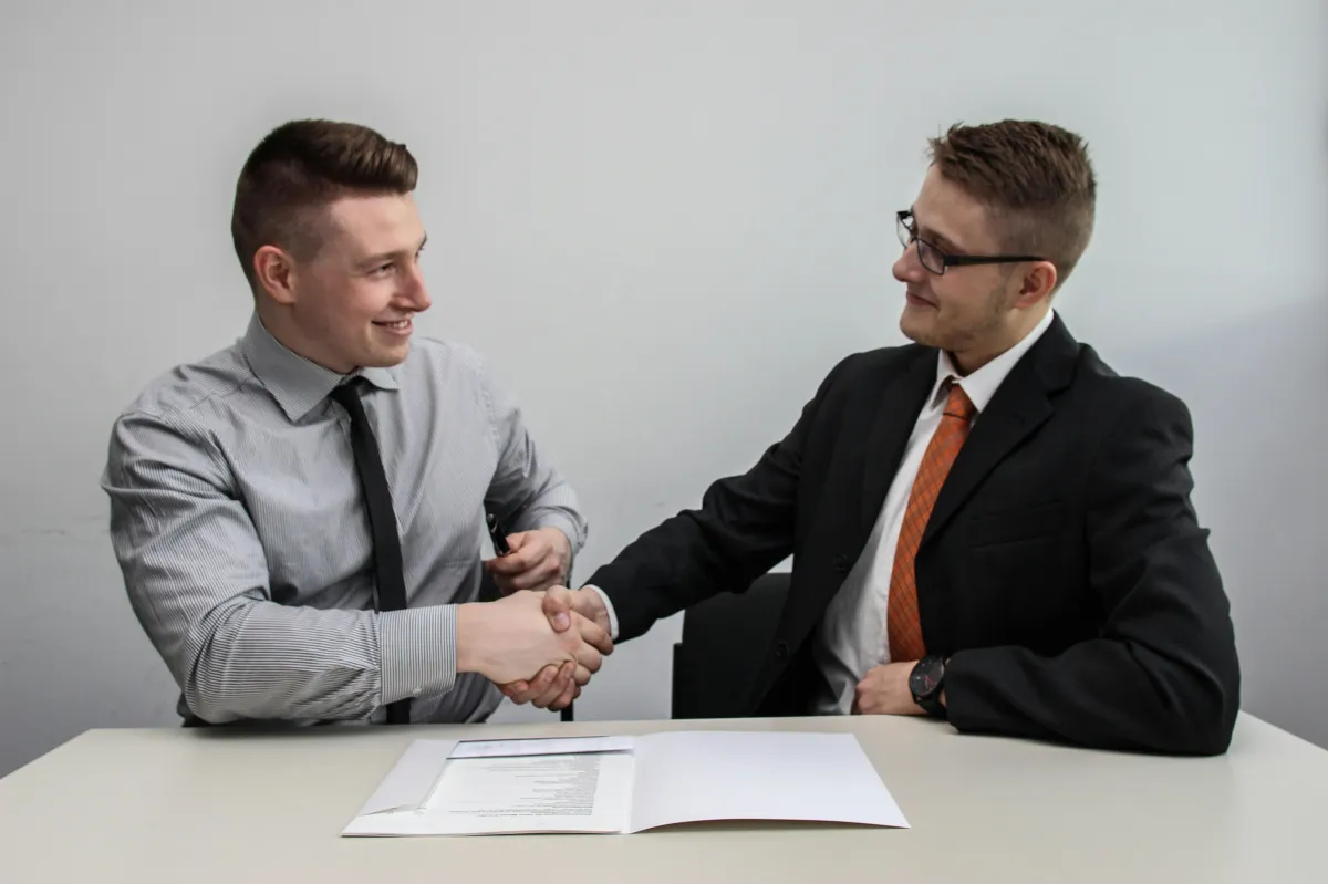 Key Factors for Choosing the Best Home Building Consultant