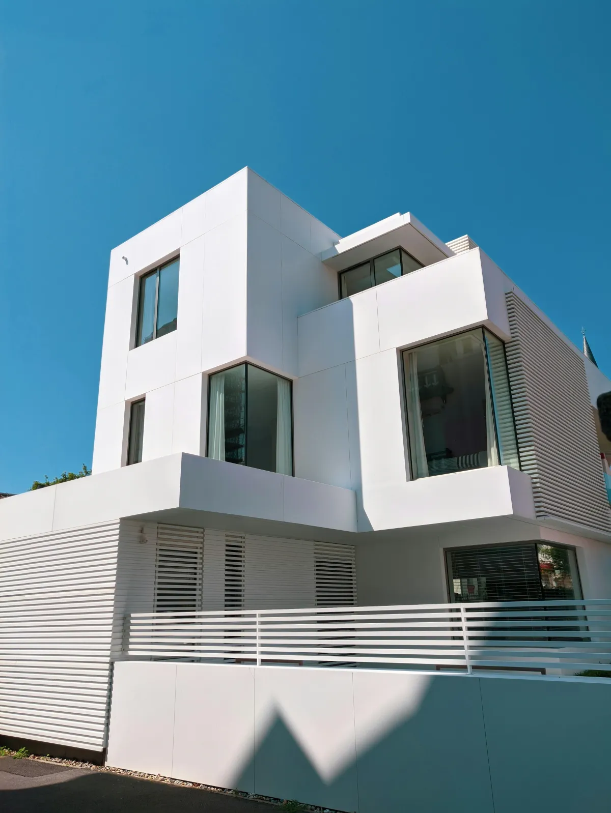 Build Better: Local Experts for Sustainable Home Building