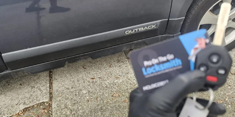 What’s the Difference Between a Locksmith and a Handyman?