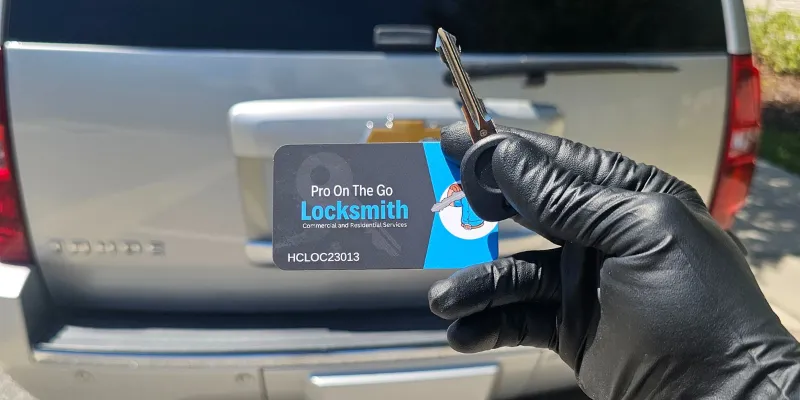 Can a Locksmith Program My New Fob? The Answer for Tampa Drivers