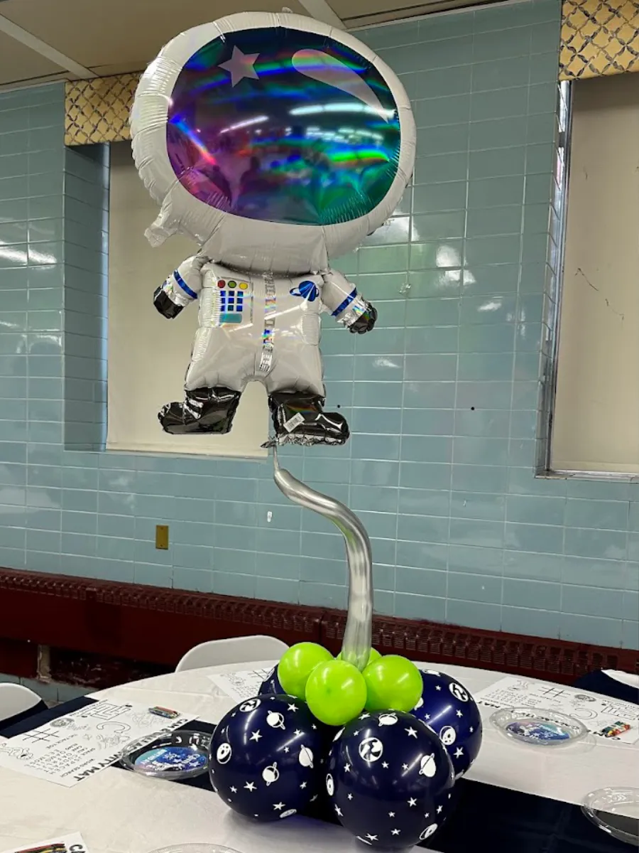 custom balloon center pieces