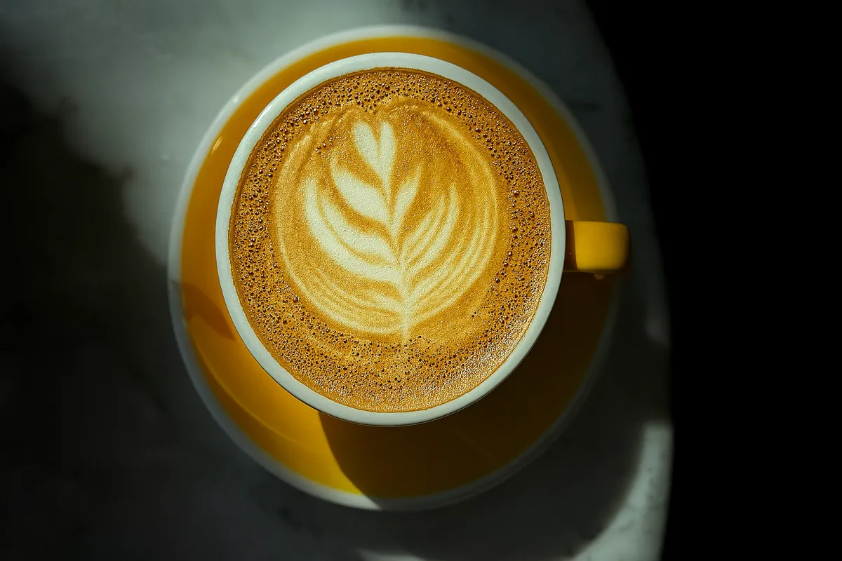 De impact van cafeïne op je energie, sport en leefstijl 