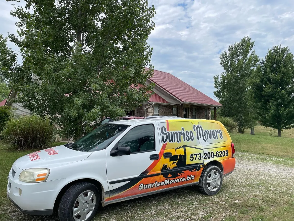 How Expensive Are Last-Minute Moving Services Really?