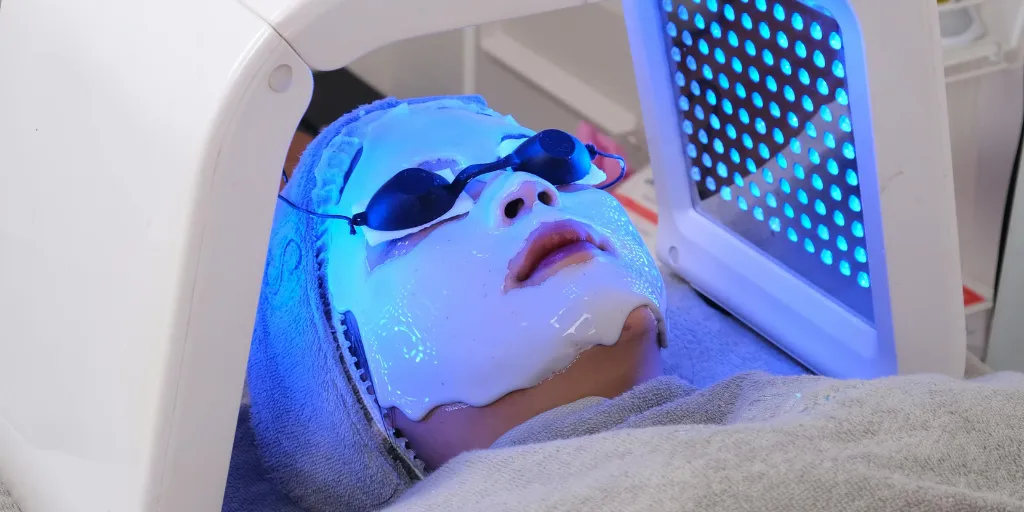 LED Light Therapy Benefits for Fine Lines