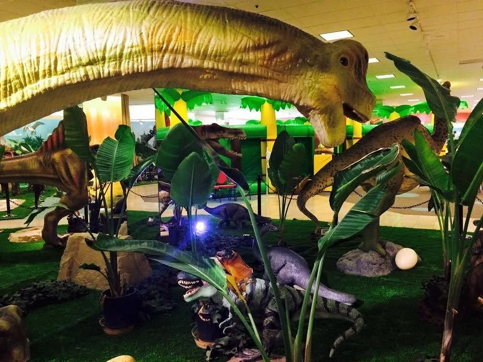 đŚ Jurassic Joyride: Why Wonder of Dinosaurs Is the Coolest Spot for Big-Time Fun!