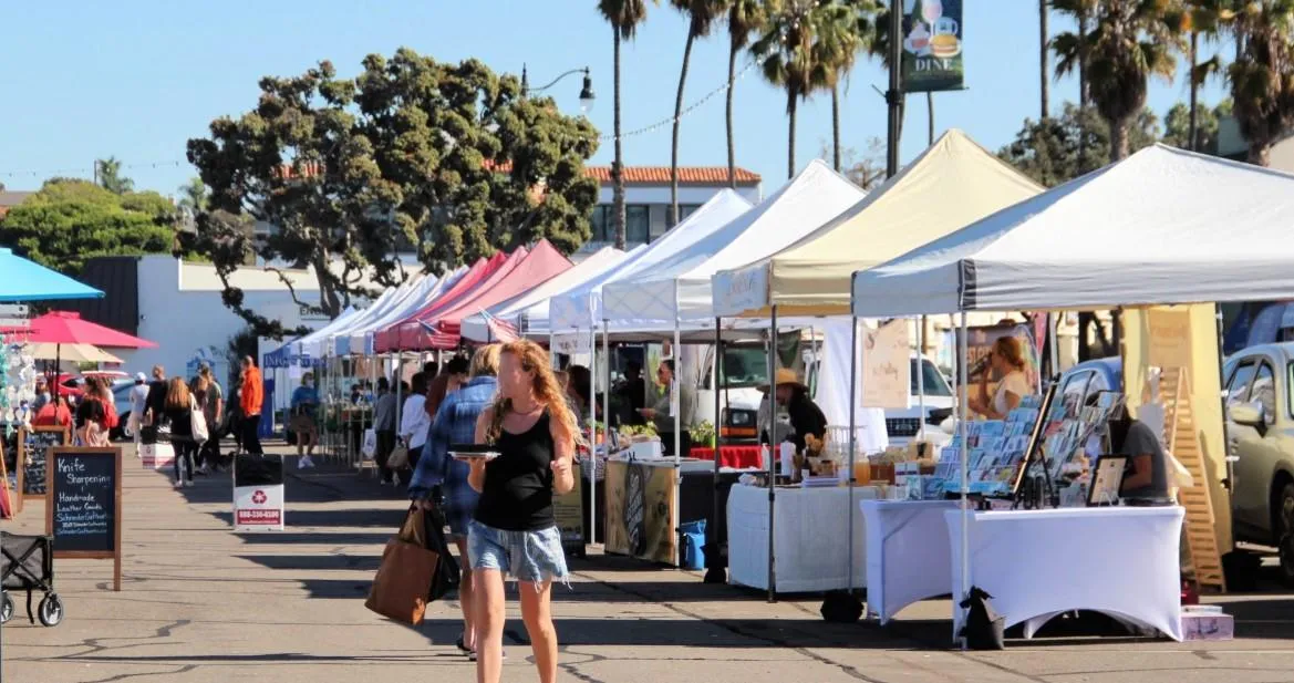 🍋 Beachside Bites & Local Delights: Spend Sunday at Riviera Farmers’ Market 🌼