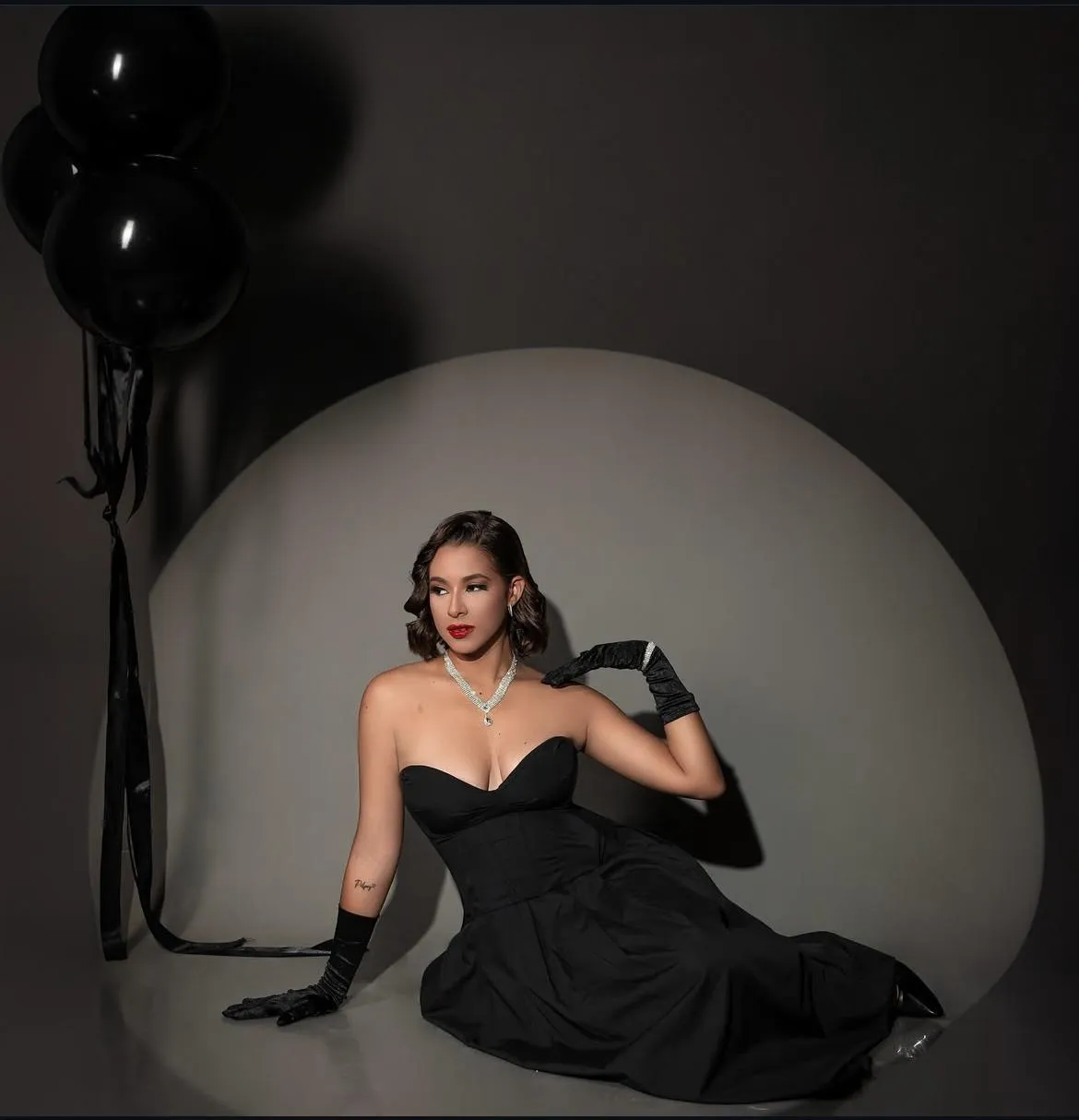 Vestido de gala com piedras de Diosa