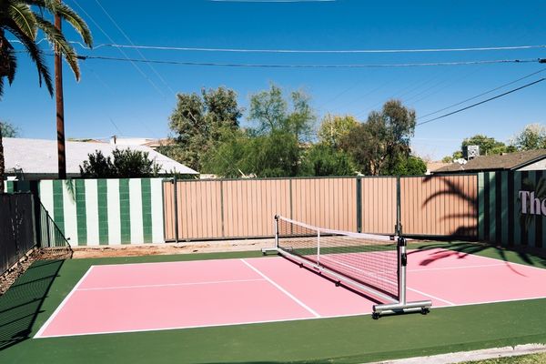 Why Airbnb Hosts Are Adding Pickleball Courts (And Why Guests Love It)