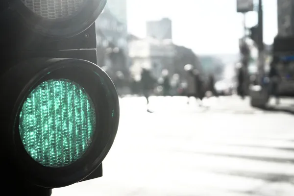 Greenlights: Las señales que iluminan el camino hacia la tranquilidad financiera y personal