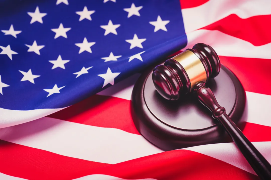Federal Judge Strikes Down DOL Salary Threshold Changes