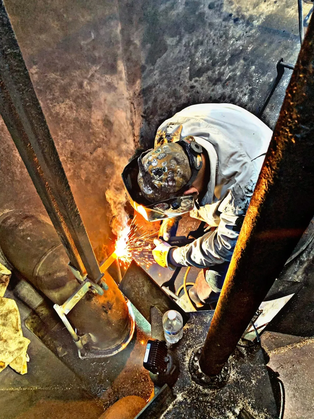 What is Flux Core Welding (FCAW) and Why Is It Ideal for Outdoor or Field Repairs?