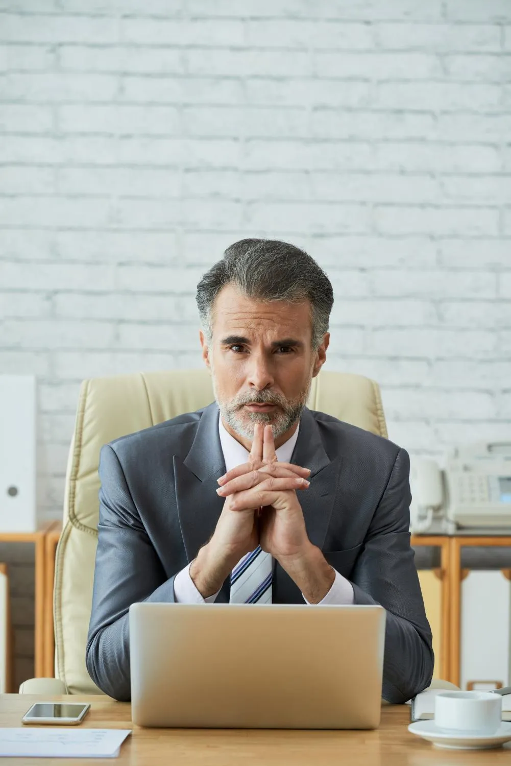 How to Protect Sensitive Information When Working with a Virtual Assistant