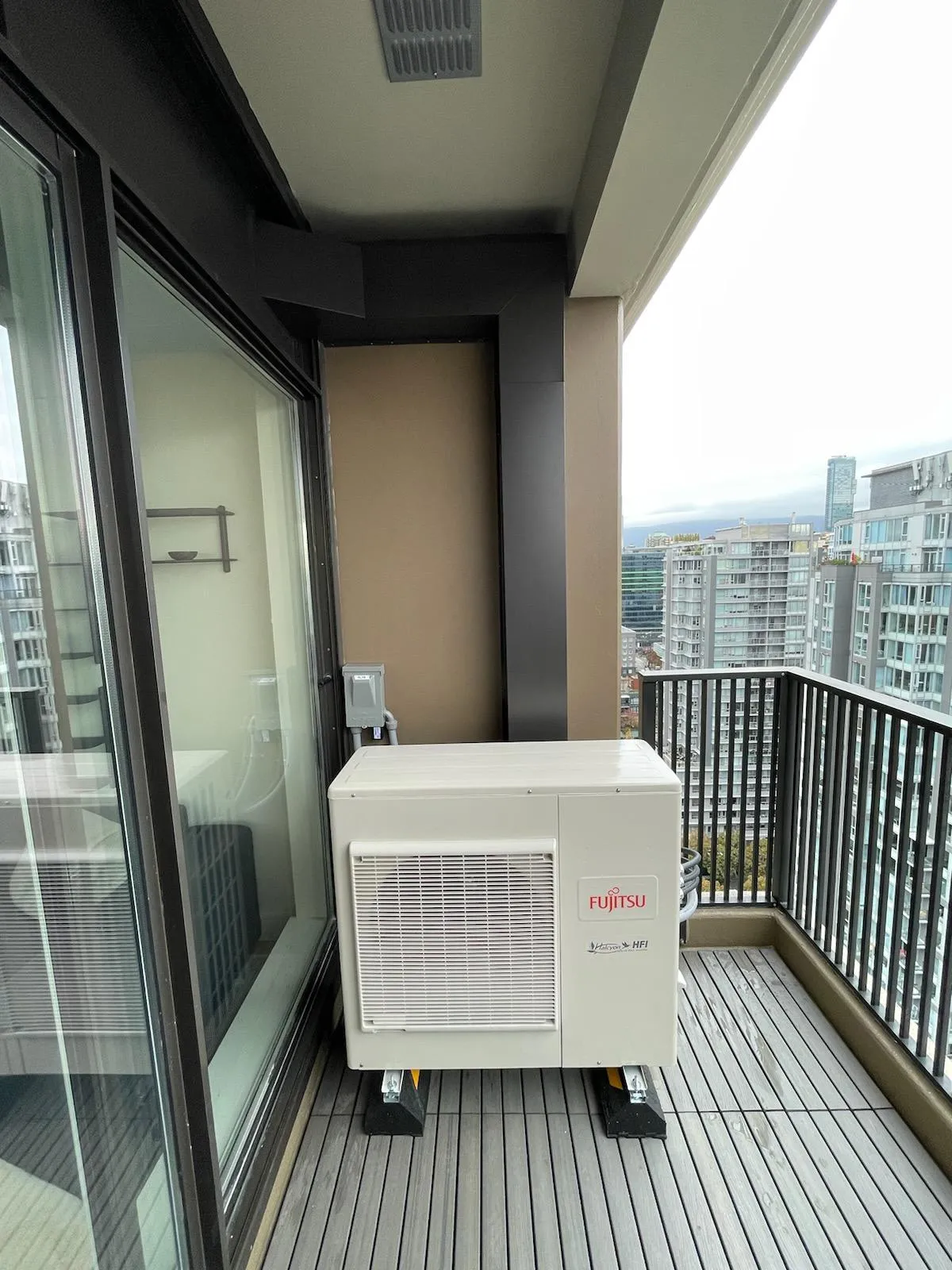 How to Stay Cool in the Summer Without Overworking Your AC