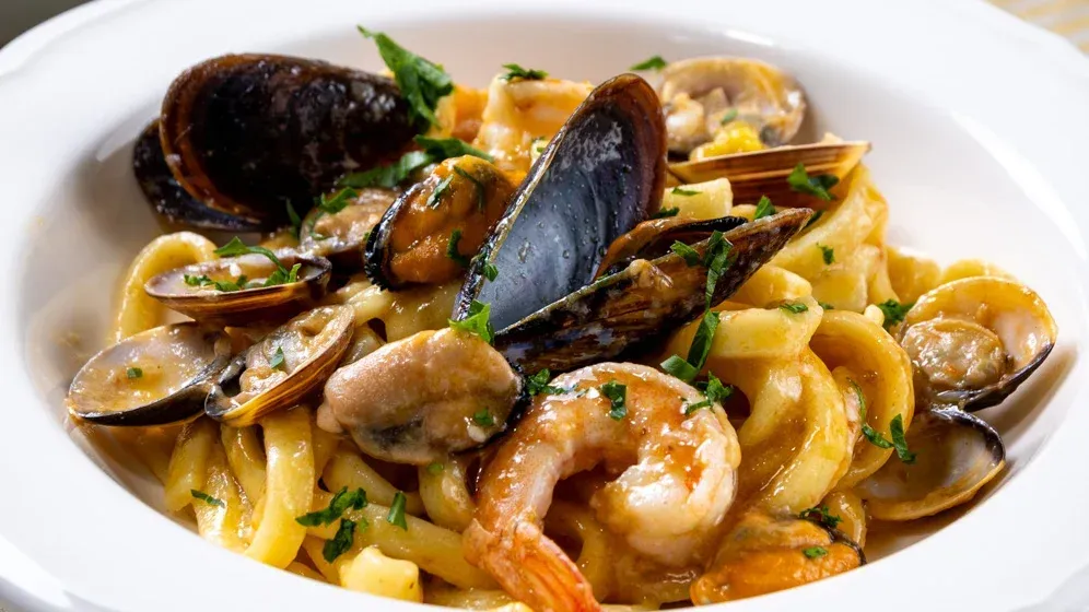 Scialatielli ai Frutti di Mare: A Taste of Campania's Coastal Soul

