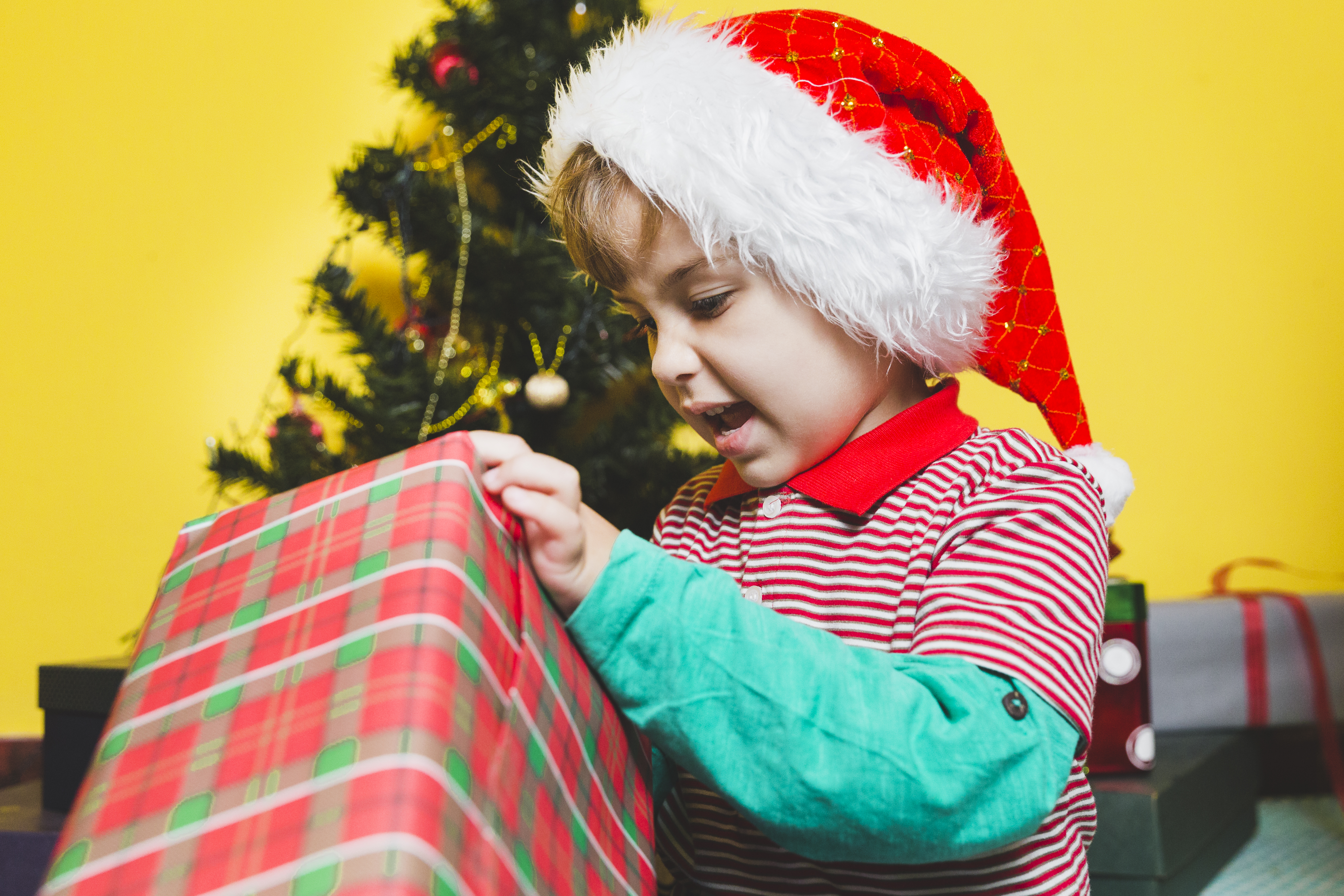 A Christmas Surprise No Parent Wants: A Fresh Look at Head Lice During the Holidays