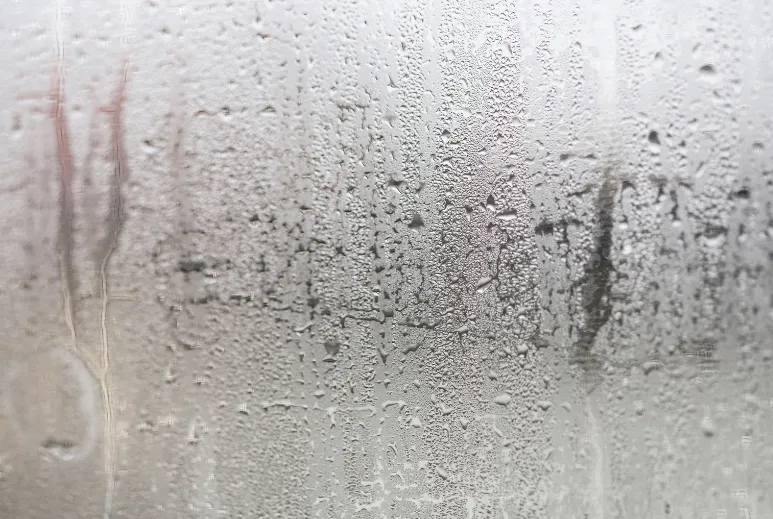 Winter condensation