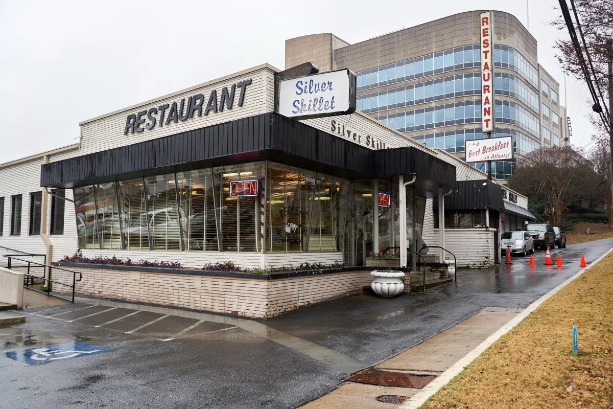 Silver Skillet: Atlanta’s Ultimate Retro Breakfast Experience