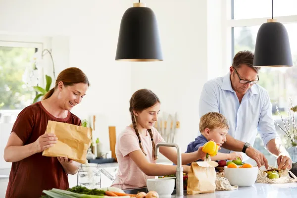 Save $100 a Month on Groceries WITHOUT Clipping Coupons: Discover Crazy Smart Tricks!