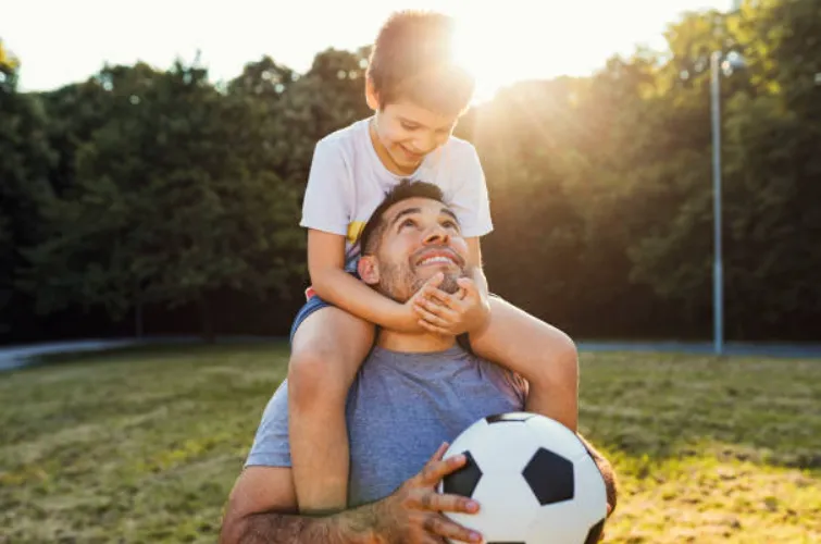 Discover the significant impact fathers have on their children's physical activity. Learn about healthy dads healthy kids and other ways to promote health.