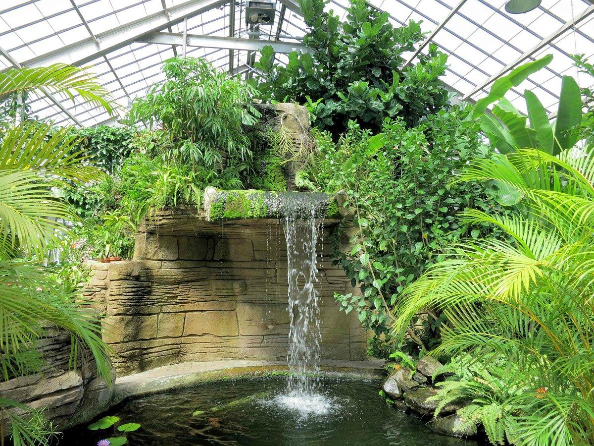 Splash Into Fun at Garfield Park Lagoon: Indianapolis’ Hidden Gem