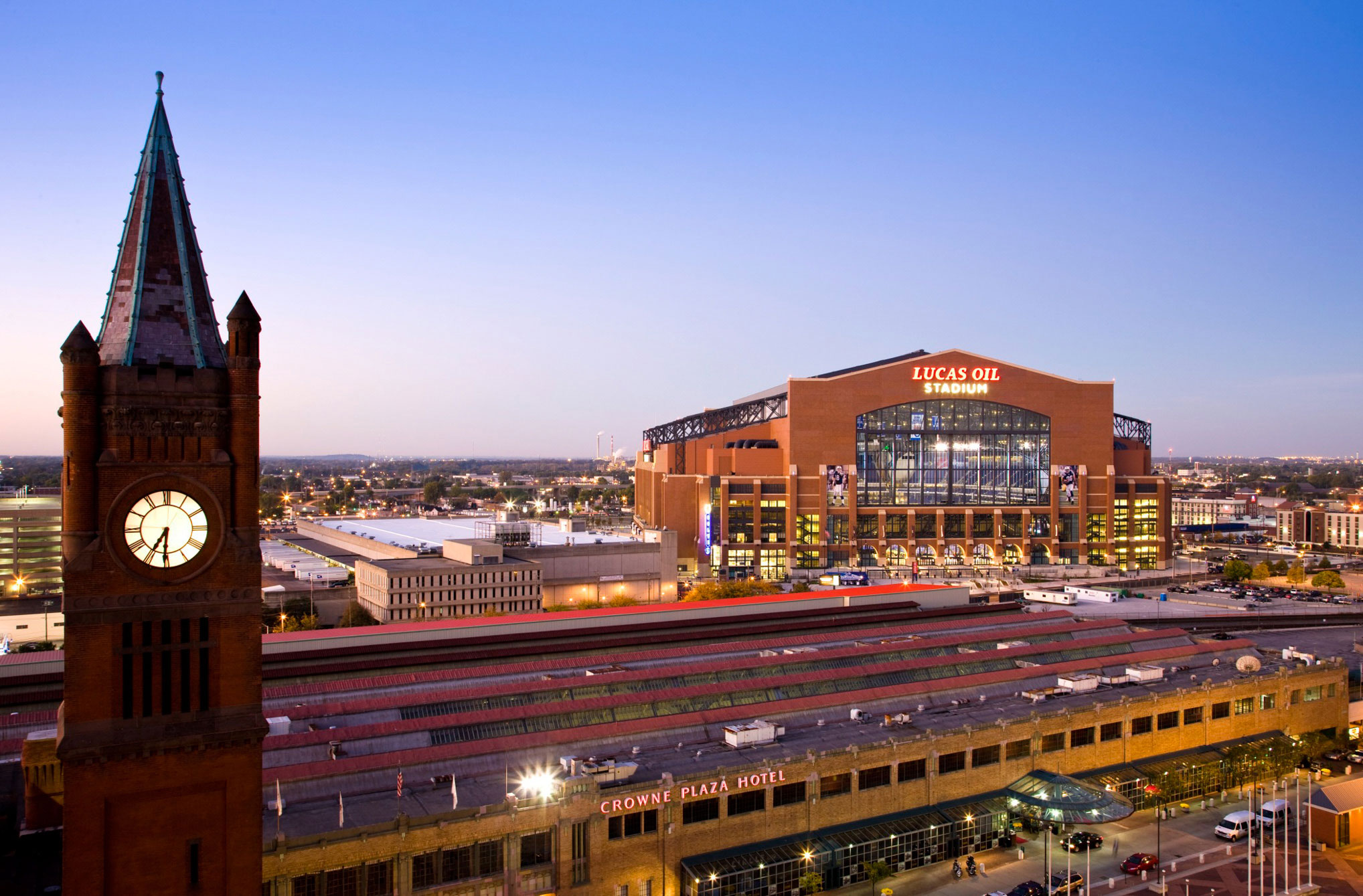 Lucas Oil Stadium: Your Ultimate Guide to Indianapolisā Iconic Sports Venue (Prime Edge Car Rentals, Indianapolis, IN)