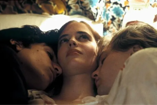 What Do Women Actually Fantasize About? 10 Most Common Fantasies