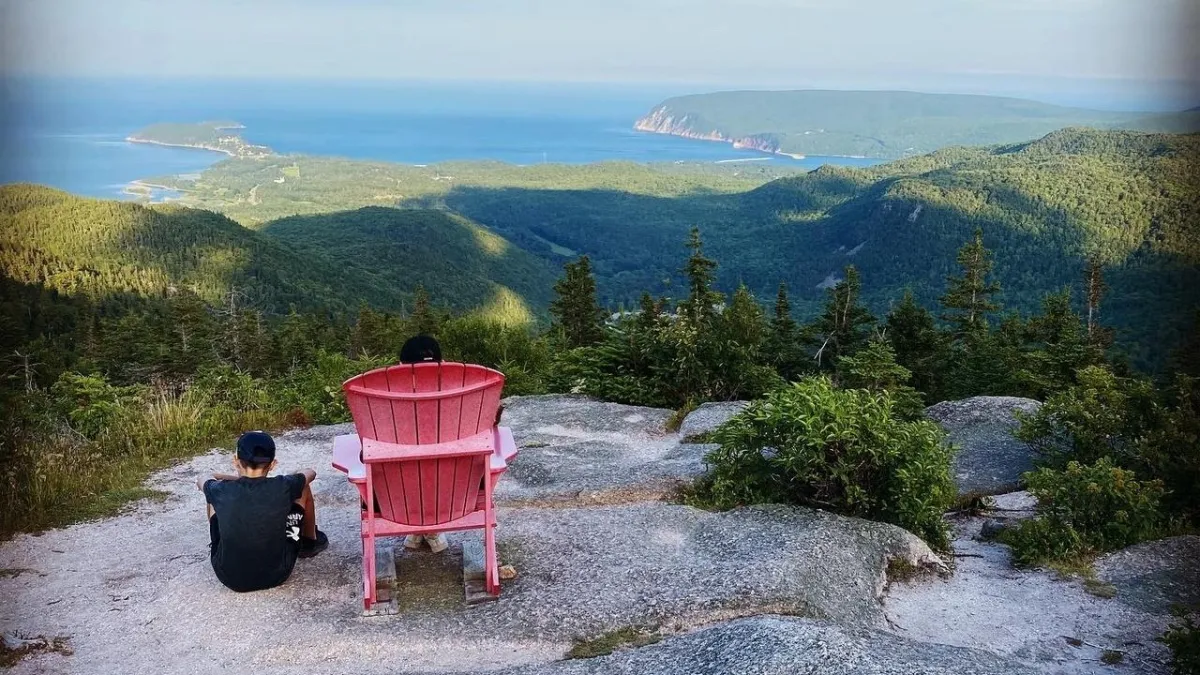 7 Ways to Make Your Holiday Benefit Your Business