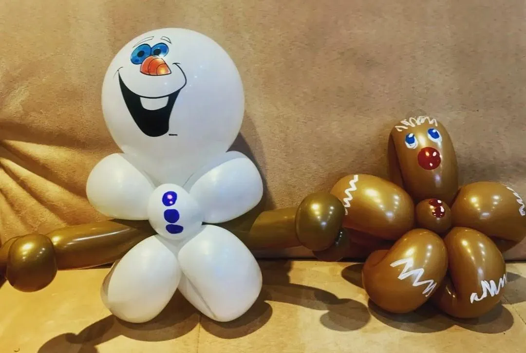olaf balloon twisting