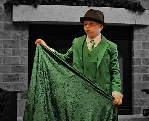 Magician in green